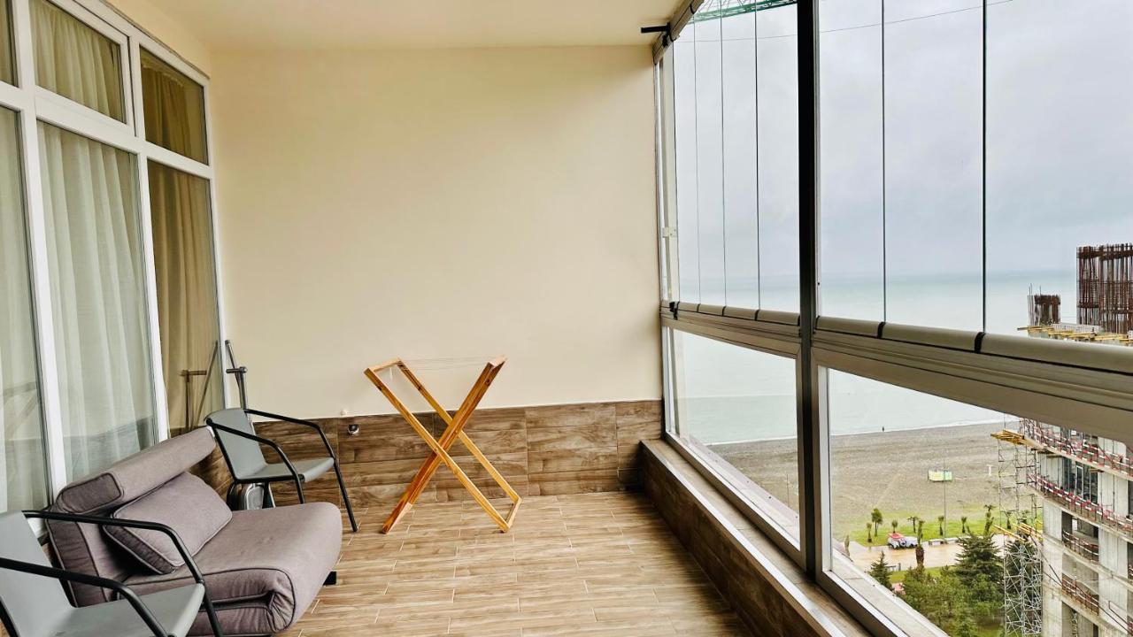 Magnolia Apartment Terrace 3 Batumi Esterno foto